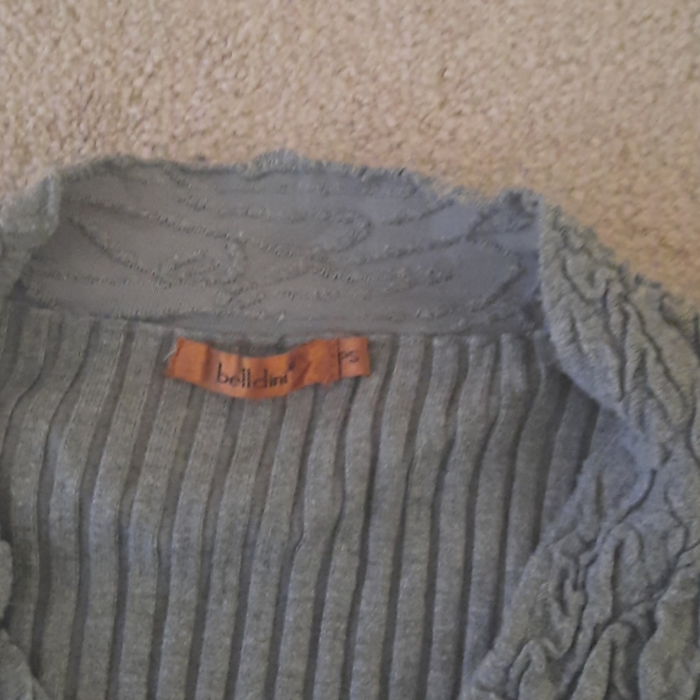 Sweater - Picture 2 of 5